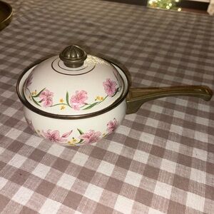 Floral White Saucepan with Lid